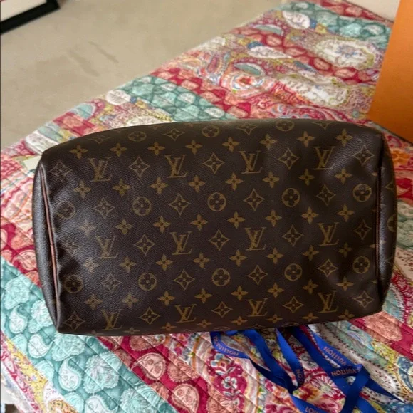 Louis Vuitton Monogram Speedy 35 Satchel - Brown & Tan - Picture 10 of 17